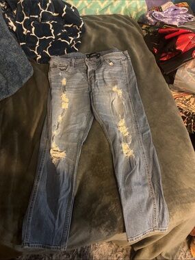 Hollister Distressed Vintage Boyfriend Jeans